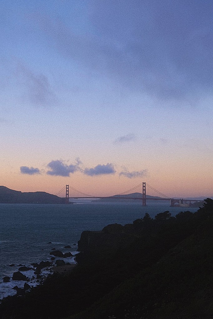 Golden Gate Bridge sunset